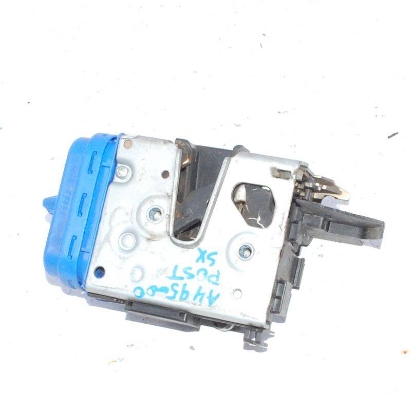 VAG 8D0839015A Замок двери VAG 8D0839015A Замок двери