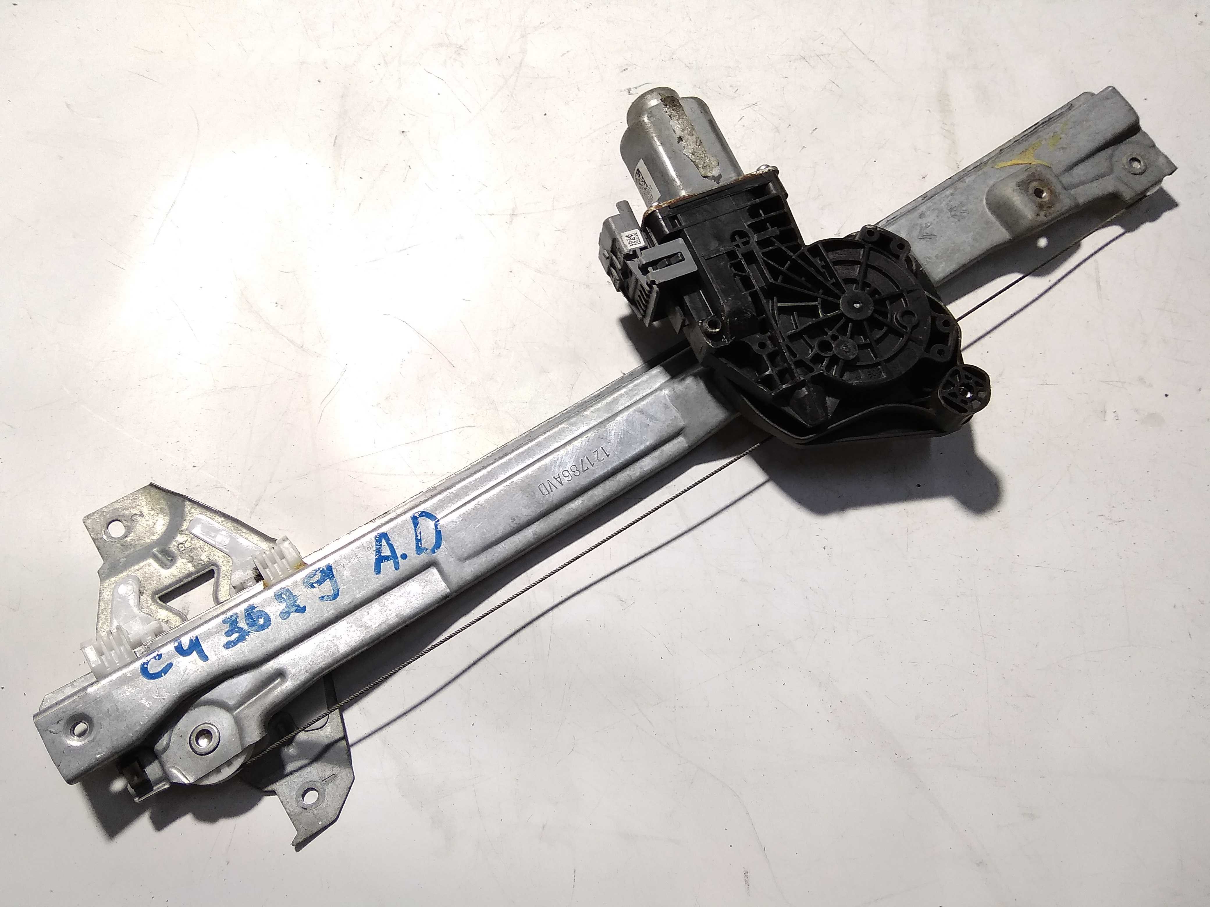 Citroen/Peugeot 9222GN Regulator assy door window