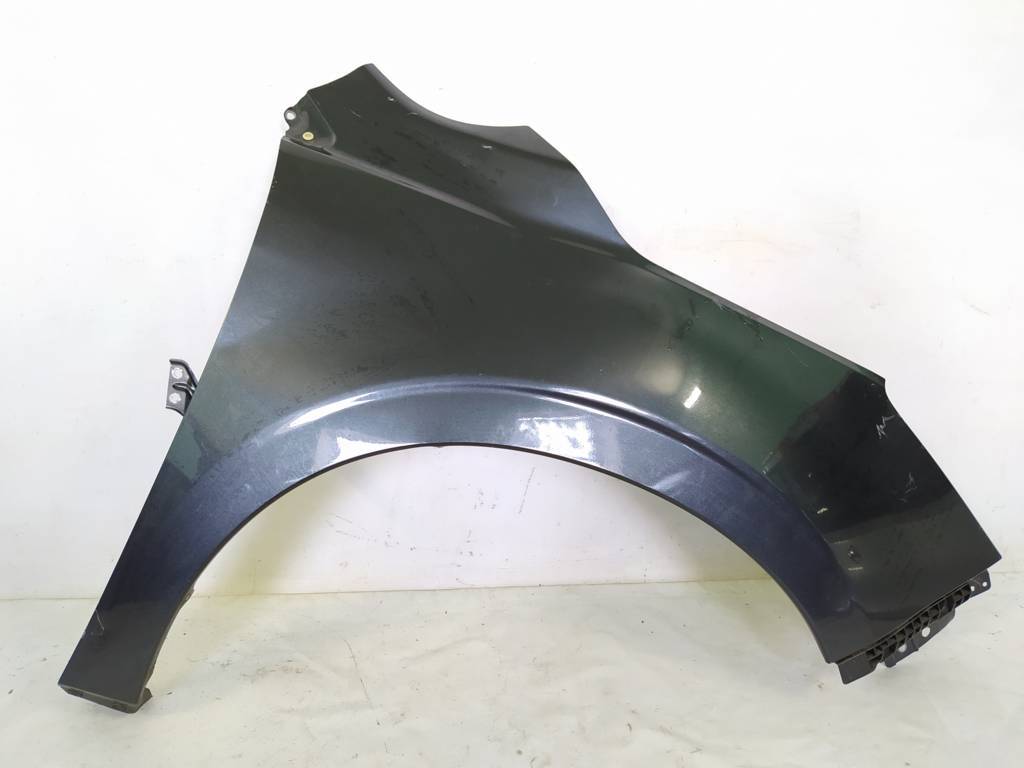 Subaru 57120SG0209P Крыло переднее