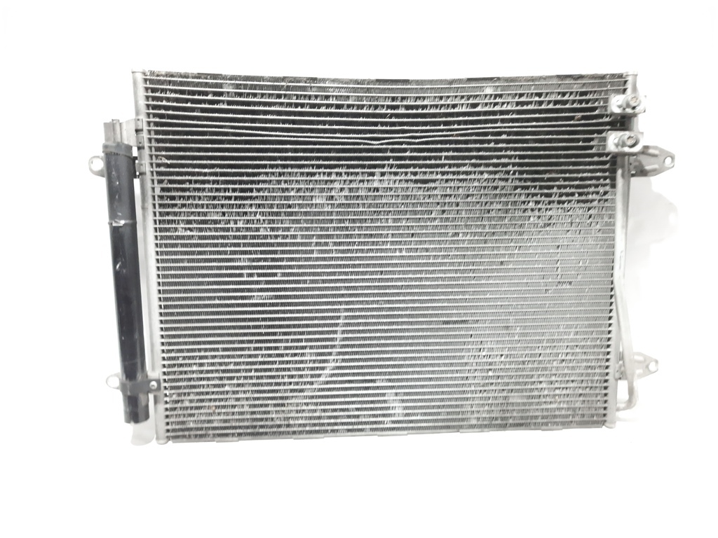 VAG 3C0820411F Радіатор охолодження двигуна
