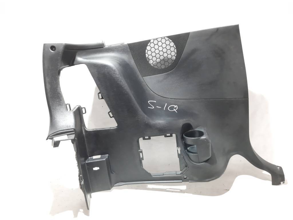 Toyota 6241274010B0 Накладка багажника