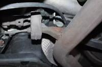 HJS 82 13 4365 Кронштейн