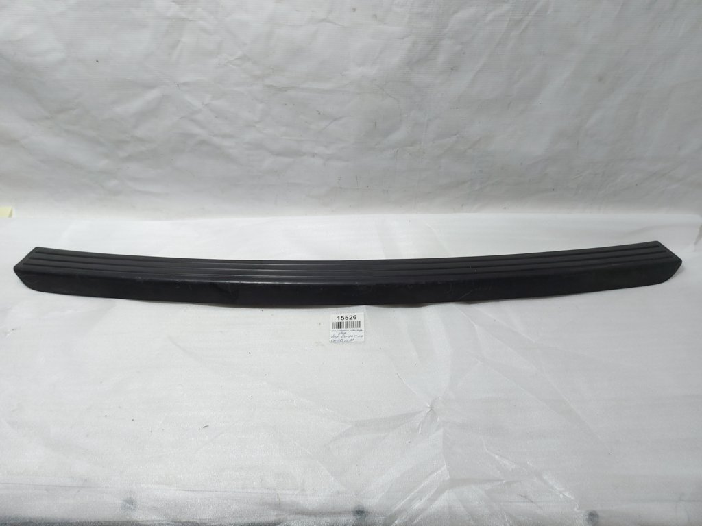 Chrysler 68091515AA Накладка бампера