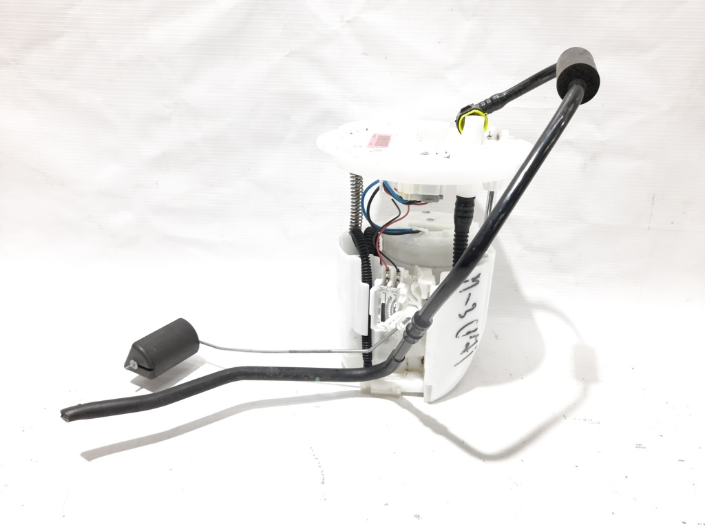 Mazda PEAR1335X Насос топливный