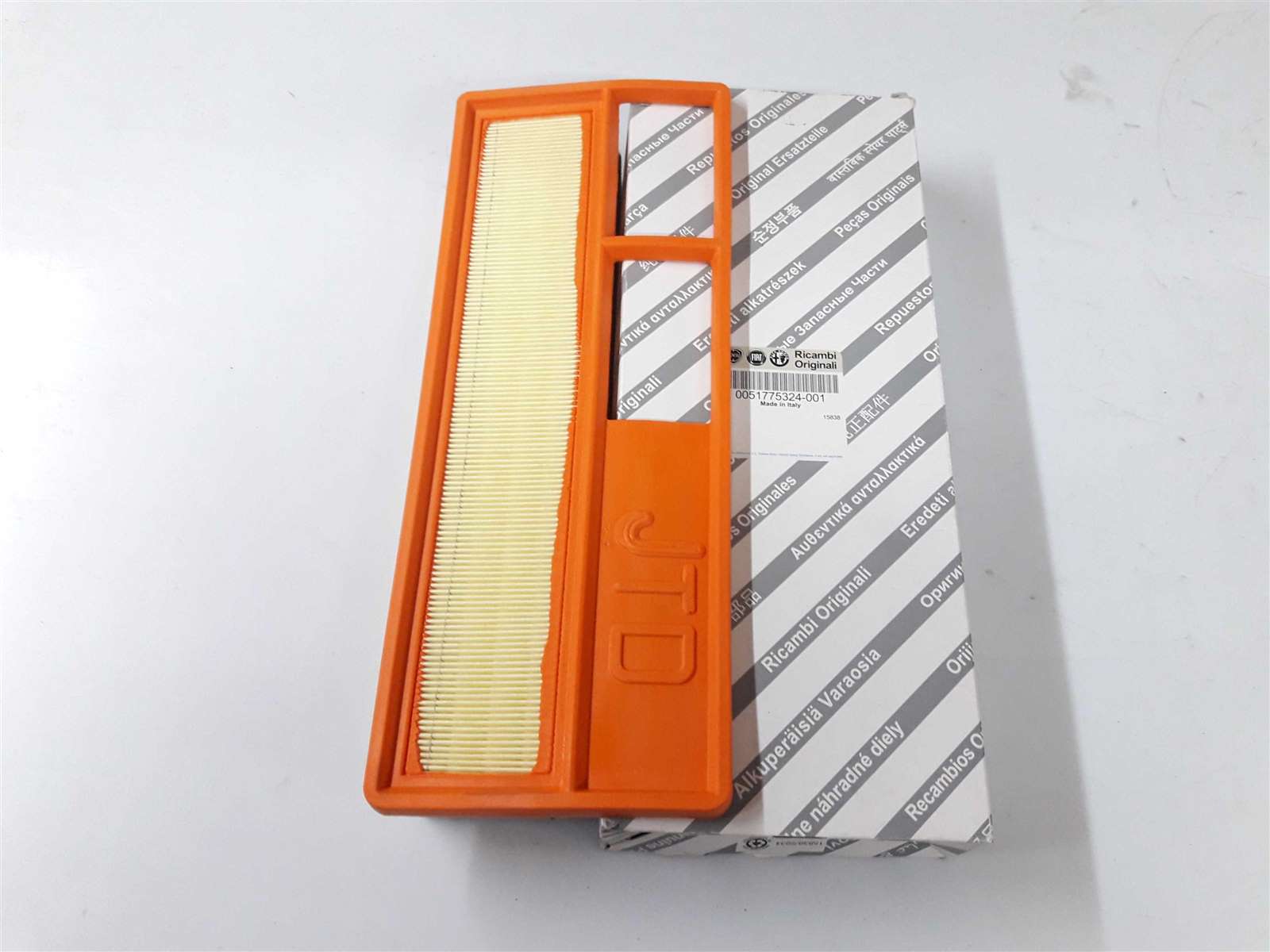 Fiat/Alfa/Lancia 51775324 Фільтр повітряний