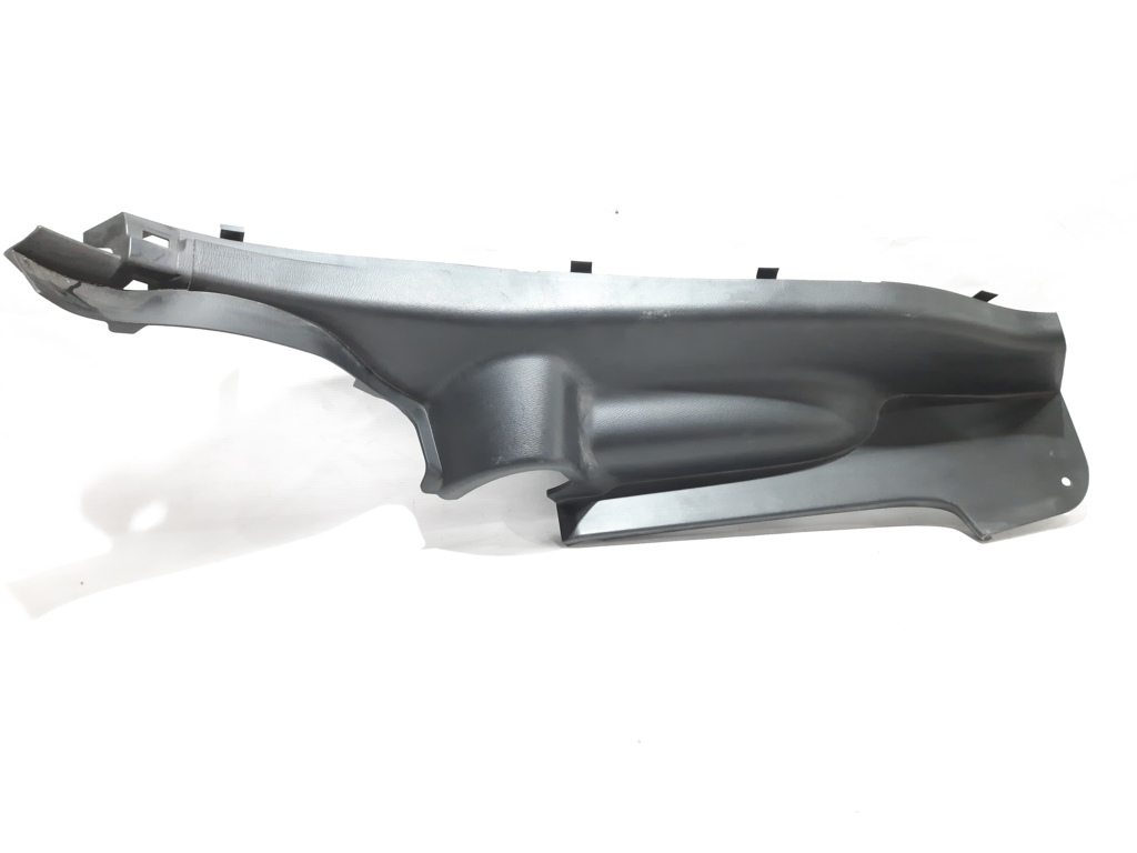 Mazda BJS768760B02 Накладка кузова