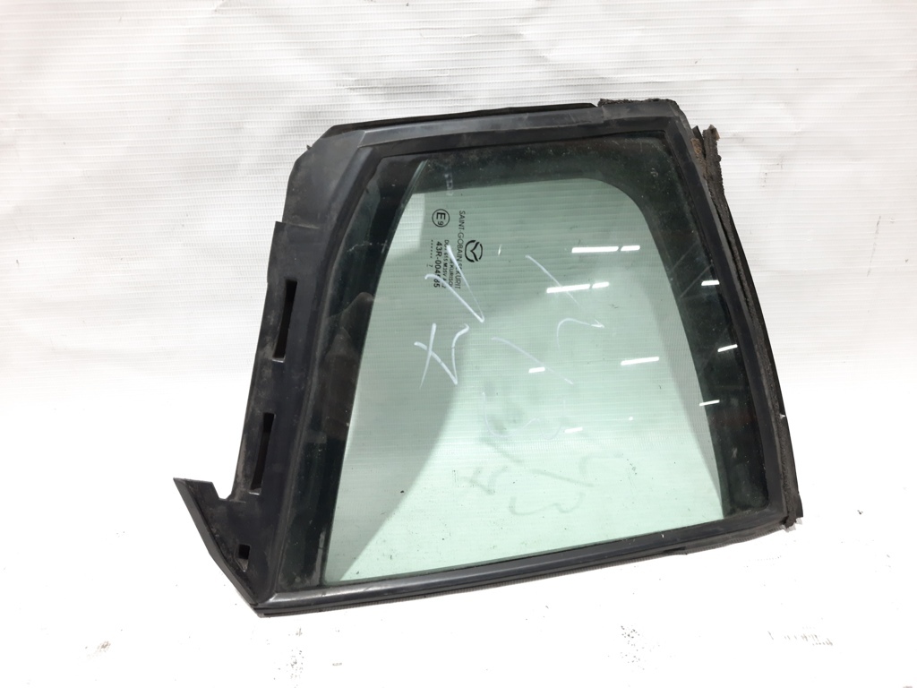 Mazda BHN972651 Скло бічне