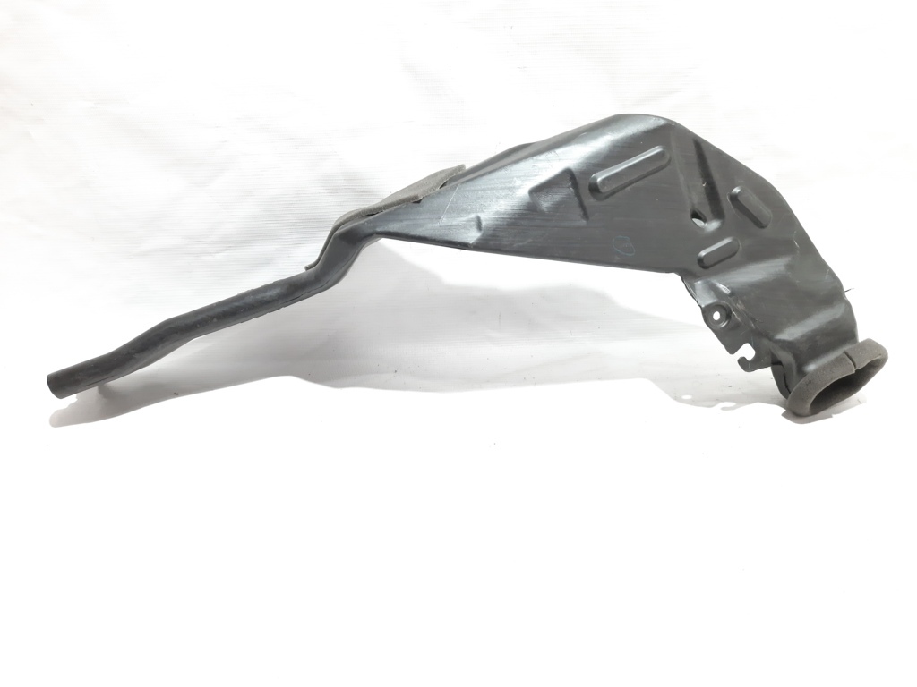 Mazda BJS761272 Воздуховод