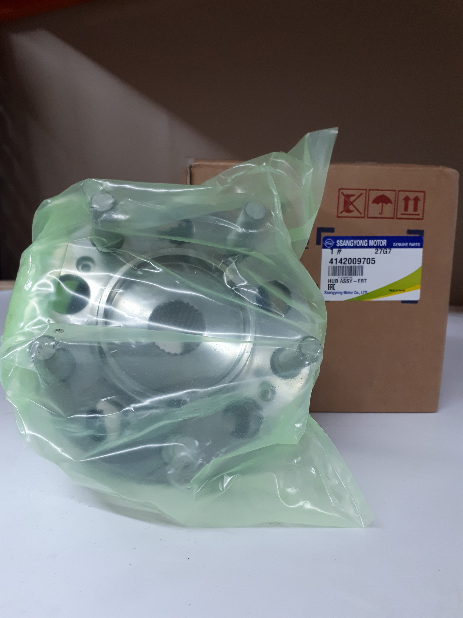 Ssangyong 4142009705 Маточина колеса