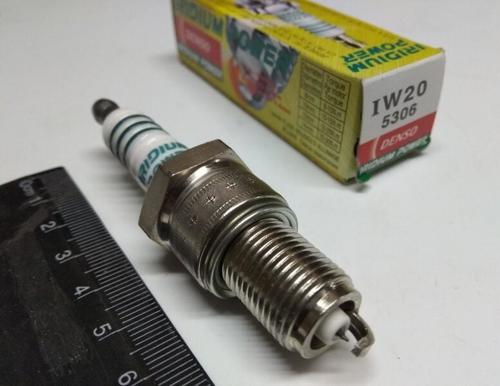 Denso IW20 Свічка запалювання