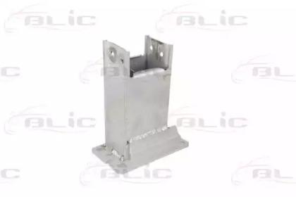 Blic 5504-00-0029933P Кронштейн бампера Blic 5504-00-0029933P Кронштейн бампера