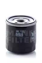 Mann-Filter W 7032 Oil filter