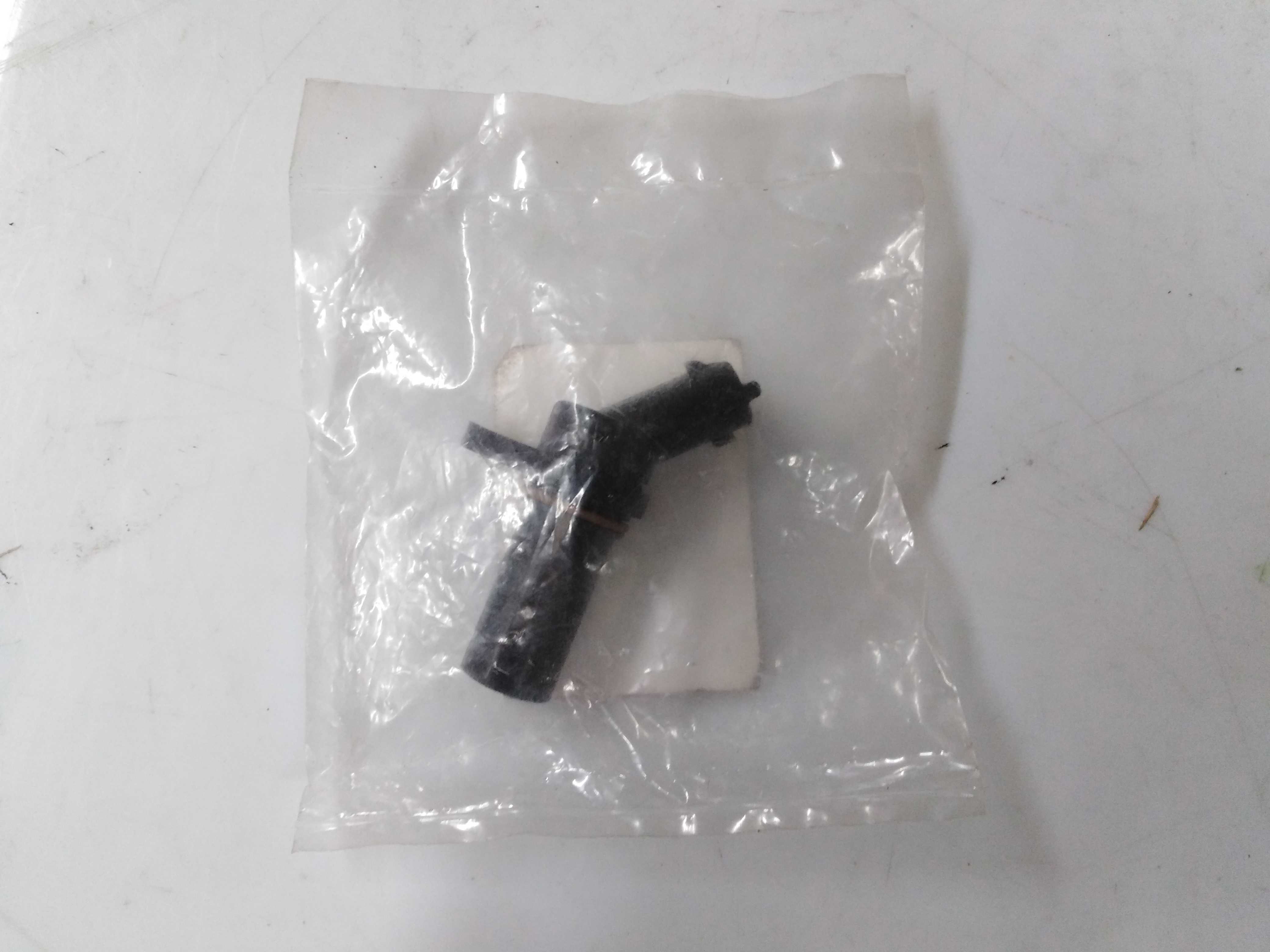 Iveco 504 129 943 Датчик положення колінвала