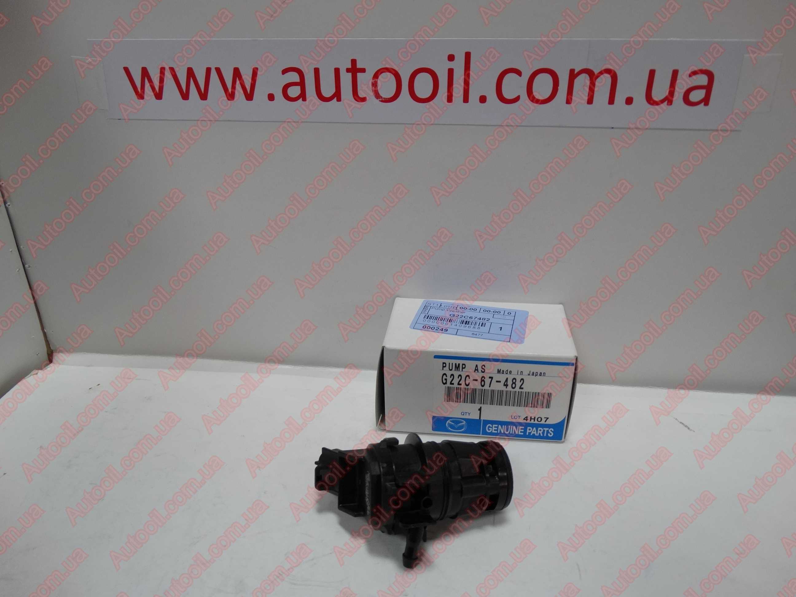 Mazda G22C-67-482 Насос омивача скла Mazda G22C-67-482 Насос омивача скла
