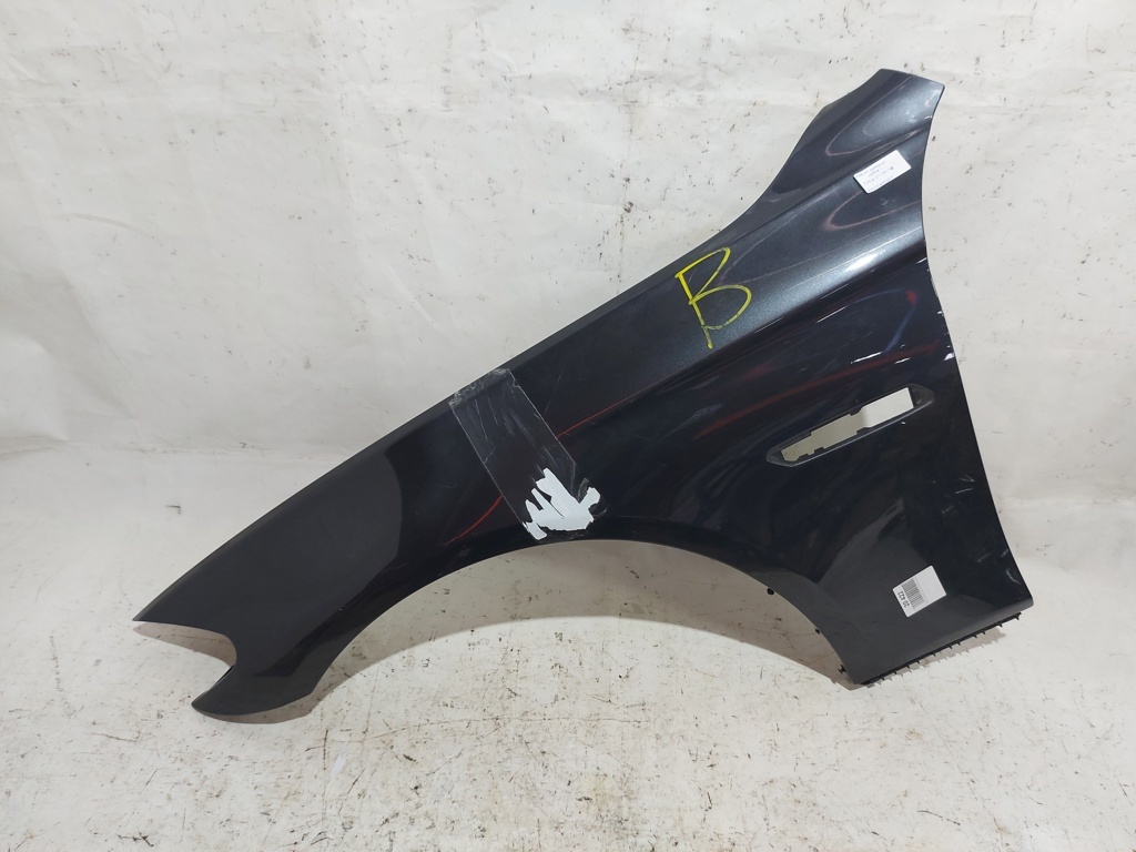 BMW 41355A03261 Крило переднє