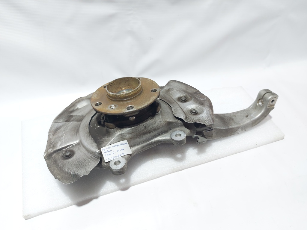 BMW 31216775769 Цапфа