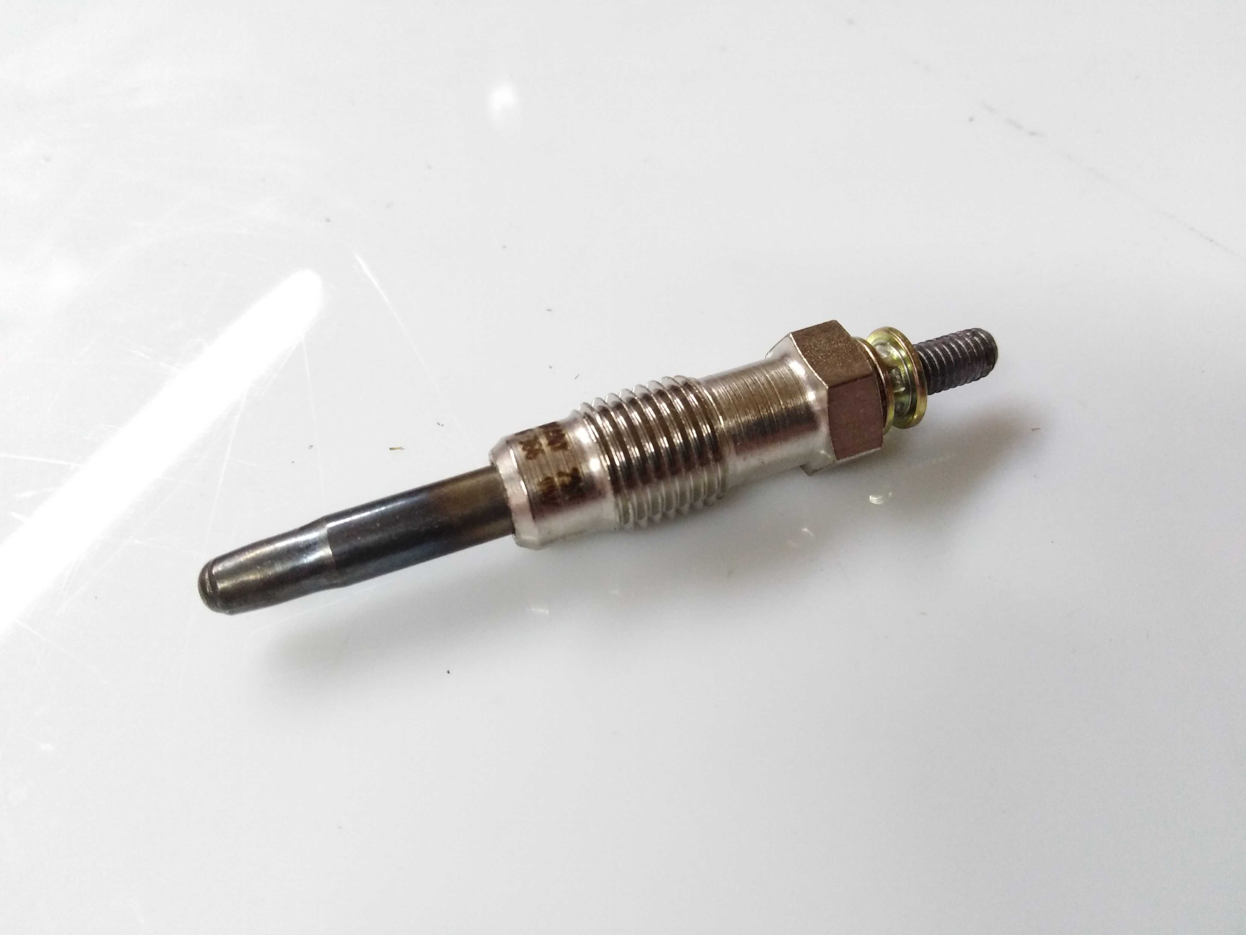 Citroen/Peugeot 5960 G7 Свічка розжарювання