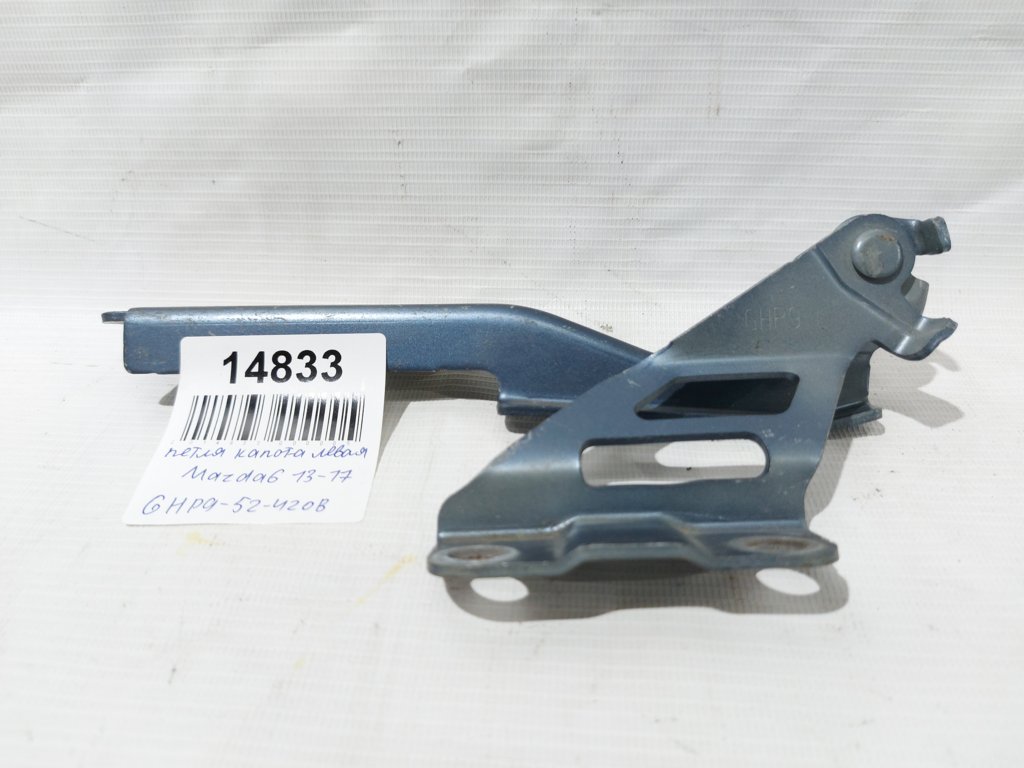 Mazda GHP9-52-420B Петля капота