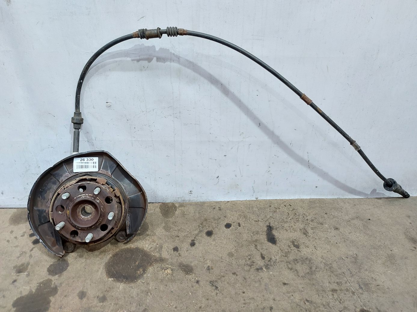 Chrysler 4766719AB Wheel hub assy Chrysler 4766719AB Wheel hub assy