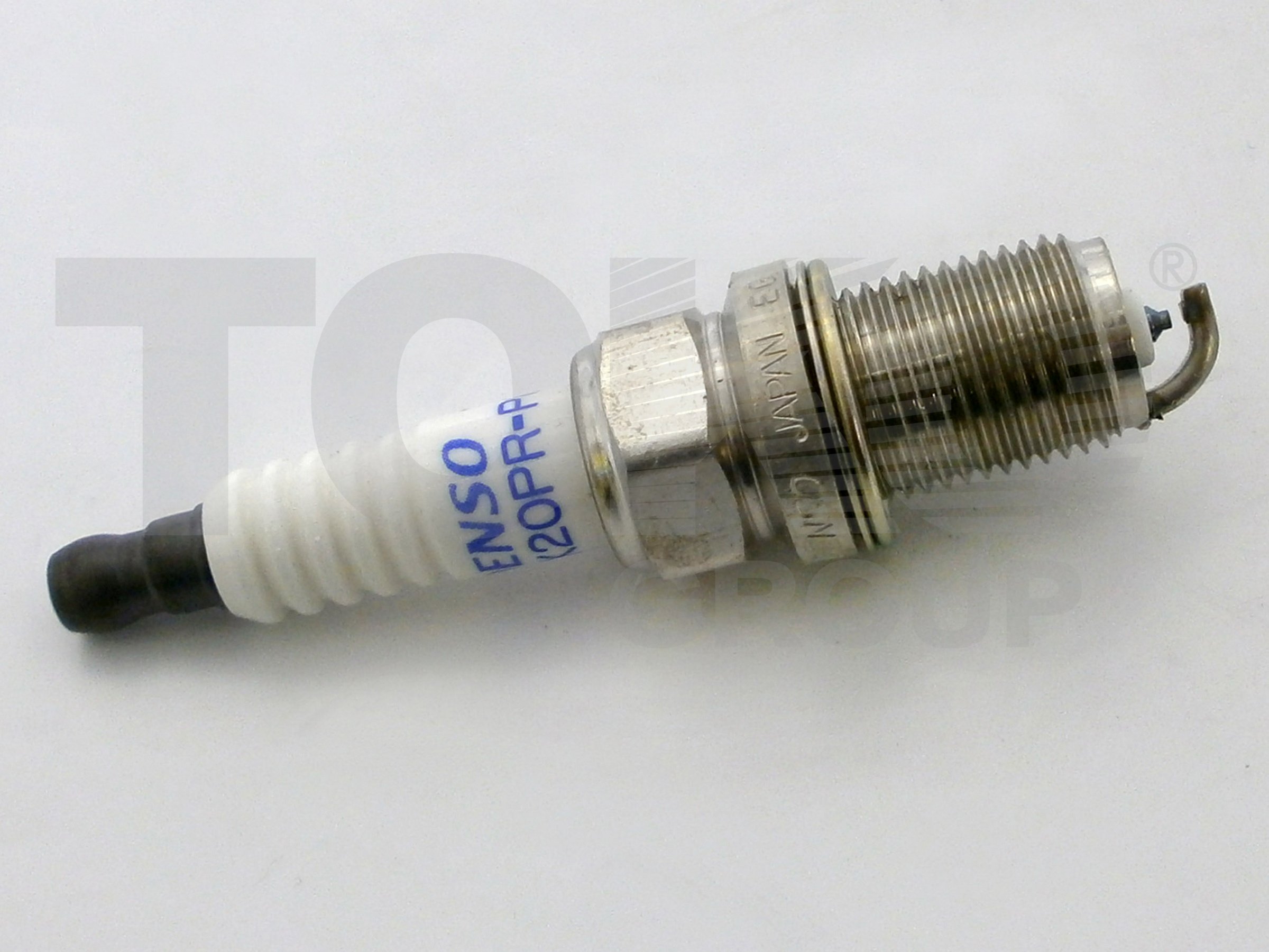 Denso PK20PRP8 Spark plug — Photo #2 Denso PK20PRP8 Spark plug — Photo #2