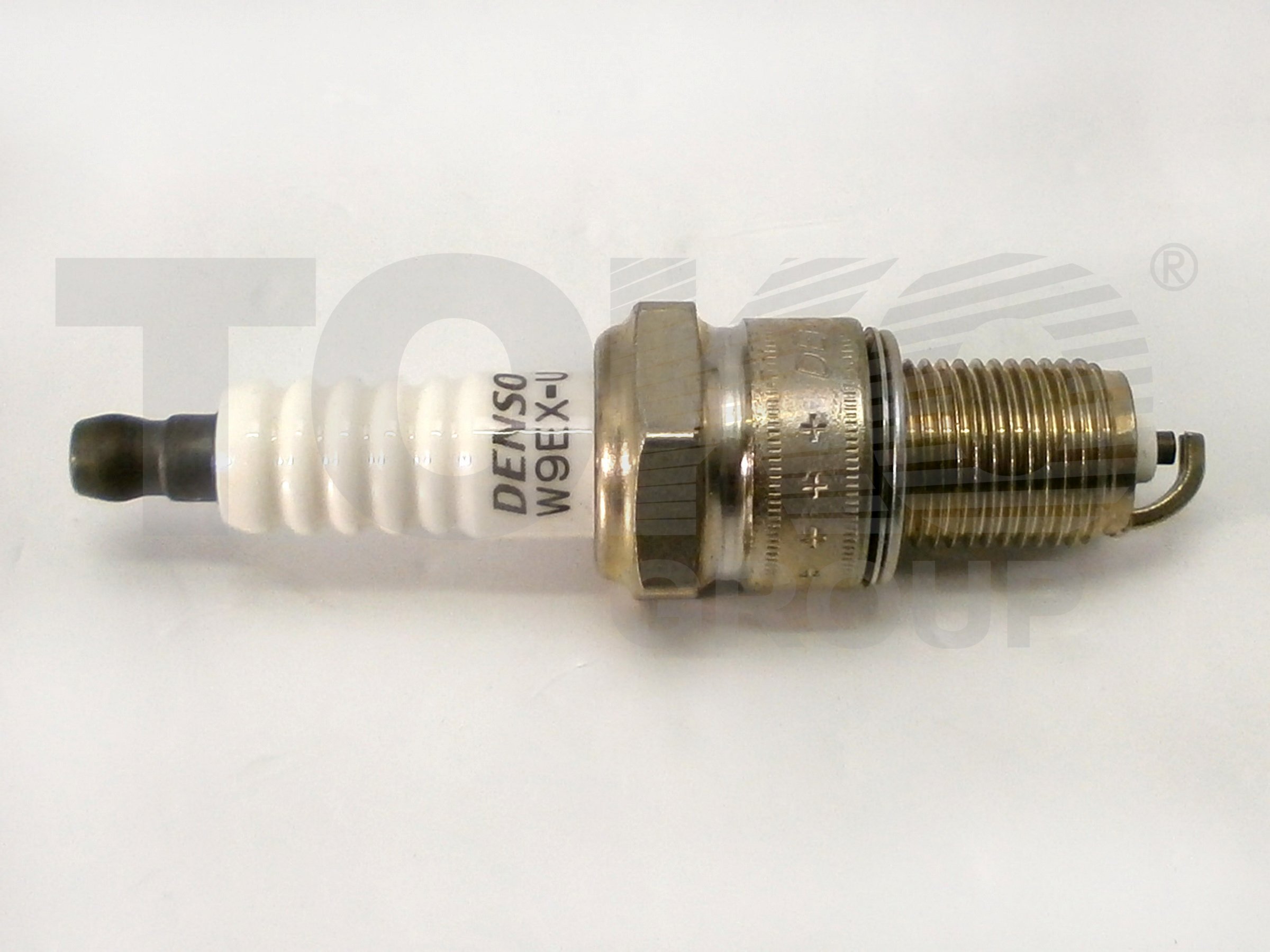 Denso W9EX-U Spark plug — Photo #3 Denso W9EX-U Spark plug — Photo #3