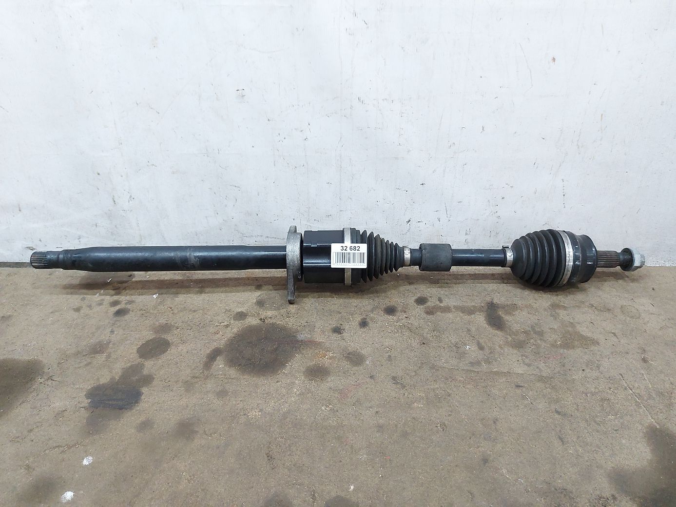 Chrysler 52123810AB Вал приводной — Фото №2