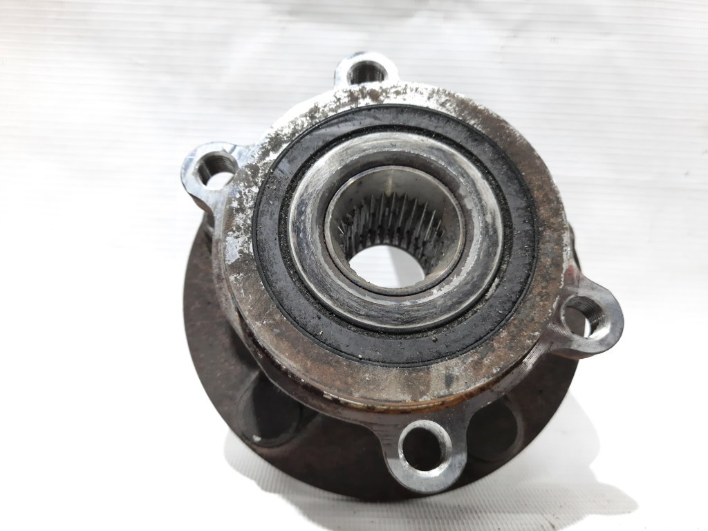 Mazda B45A-33-04X Маточина колеса Mazda B45A-33-04X Маточина колеса