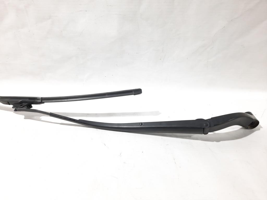 Mazda BHS367321 Wischerarm