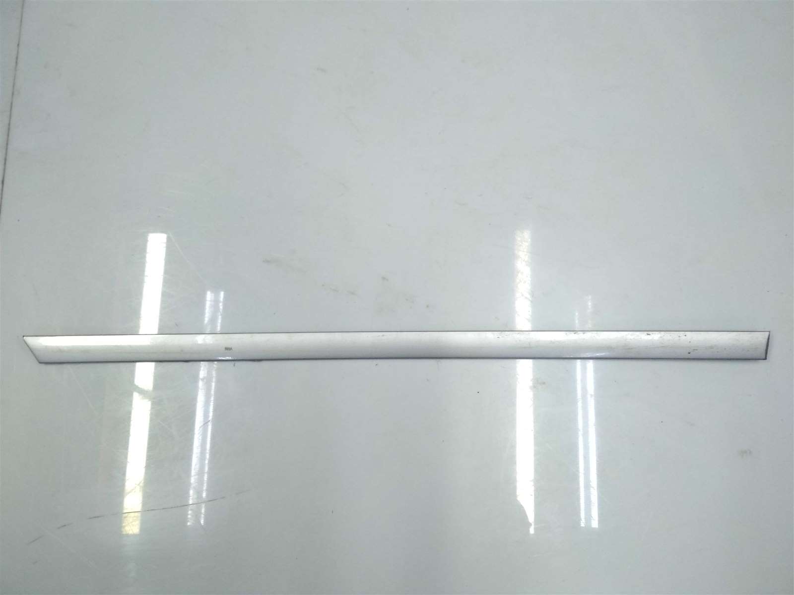 VAG 4B0853964A Moulding assy plastic VAG 4B0853964A Moulding assy plastic