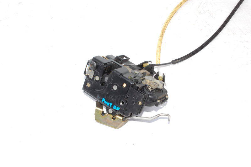 VAG 4B0839016B Замок двери VAG 4B0839016B Замок двери