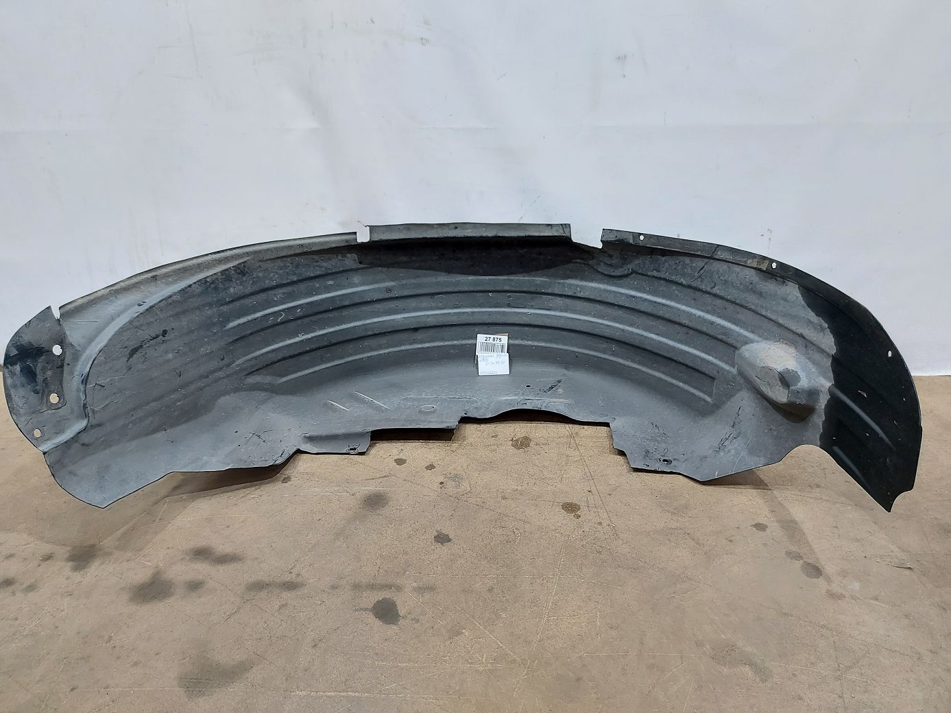 Chrysler 5116277AE Подкрылок арки колеса