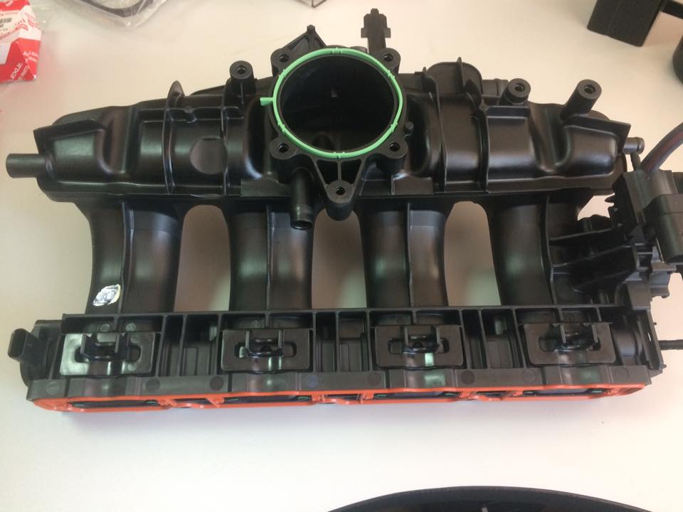 VAG 06J133201BH Колектор впускний VAG 06J133201BH Колектор впускний