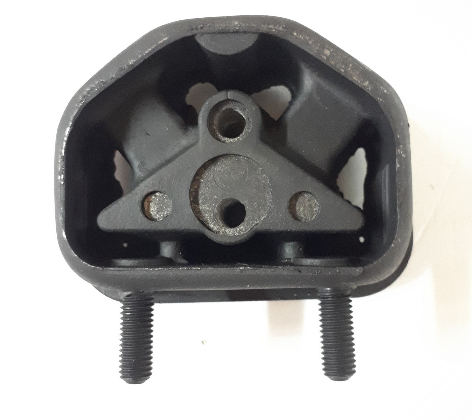 General Motors 90250348 Insulator engine mounting General Motors 90250348 Insulator engine mounting