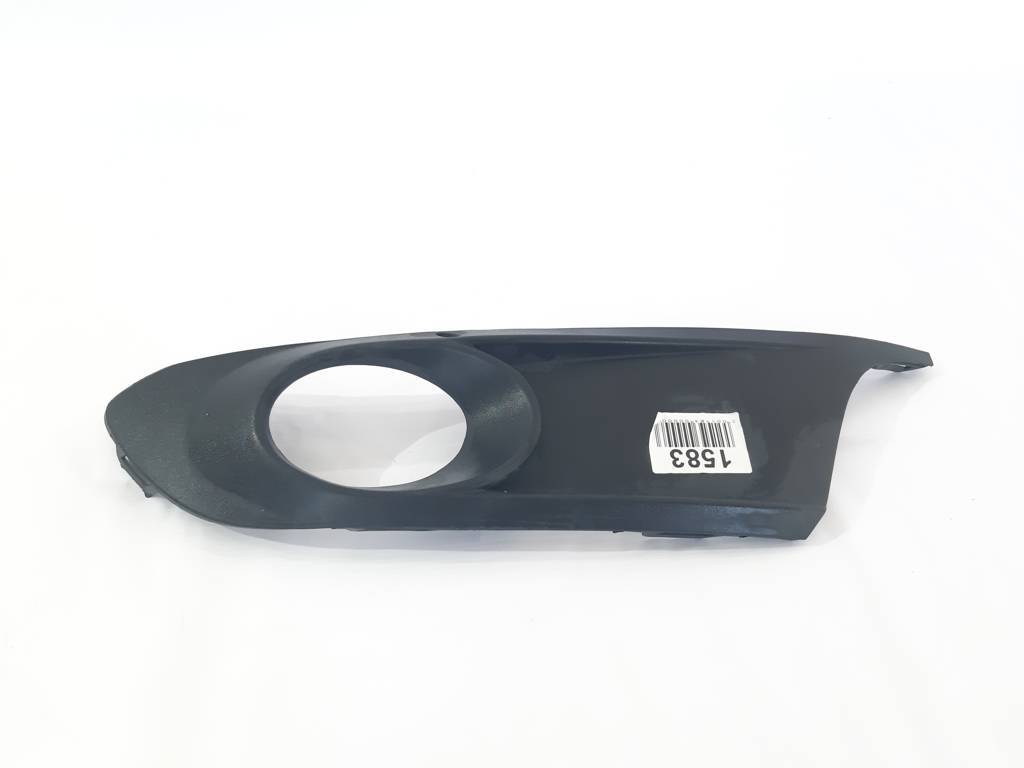 VAG 5C6853665A9B9 Решетка радиатора VAG 5C6853665A9B9 Решетка радиатора