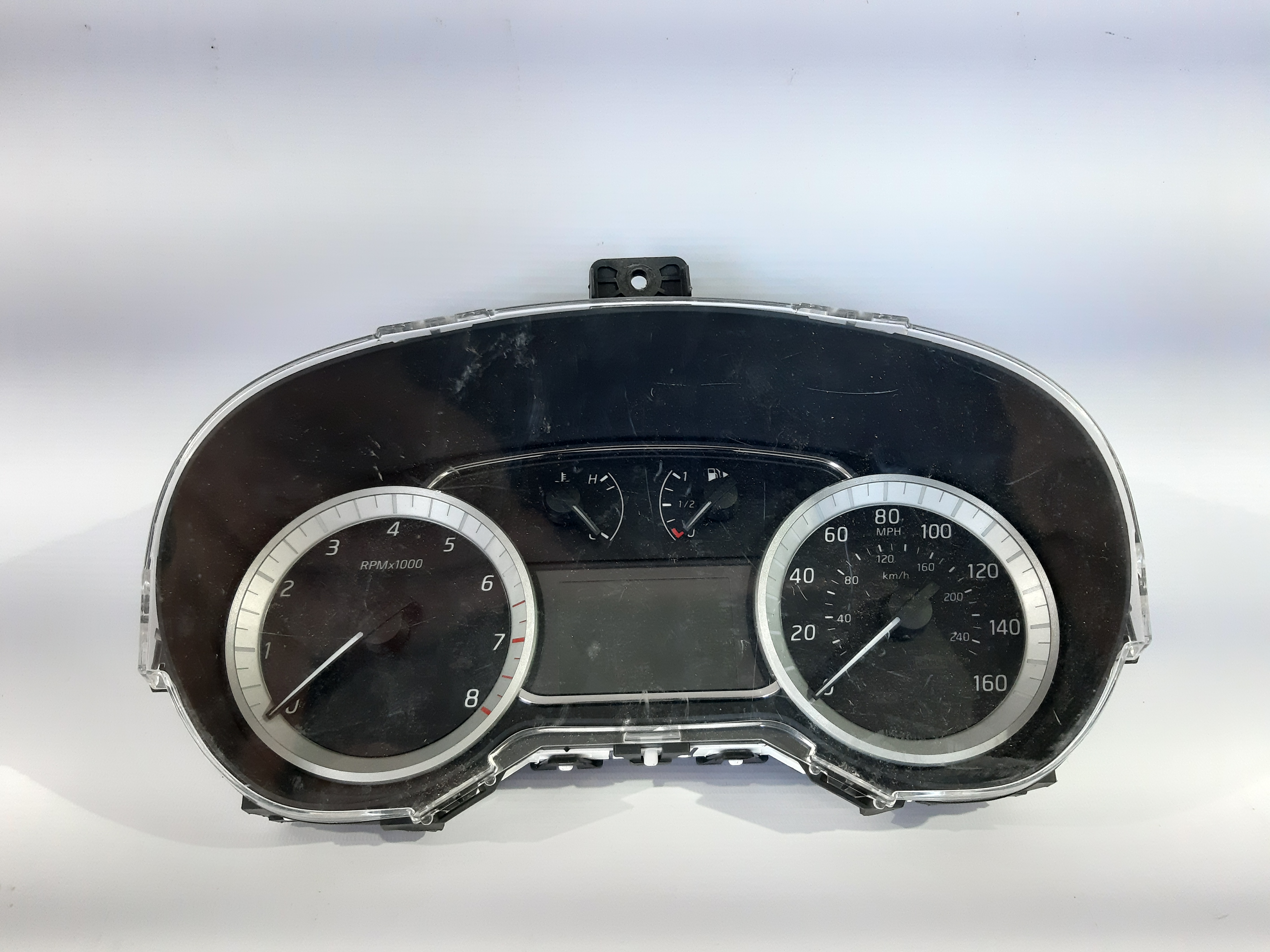 Nissan 248109AM0D Панель приладів